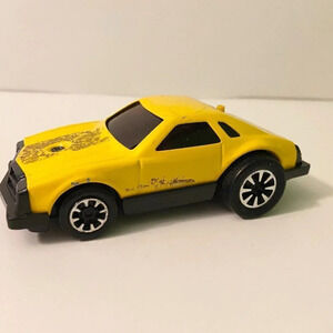 Vintage  Tonka Clutch Poppers Chevrolet Laguna 5 Inch Yellow Car